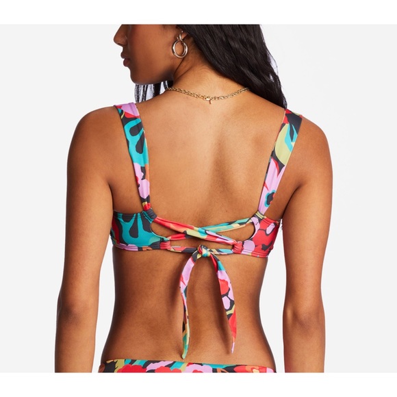 Billabong π΄ Floral Underwire Bikini Top | Reversible Fiji Bottoms - Picture 12 of 16